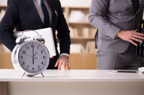 陌离陌弃含义女生